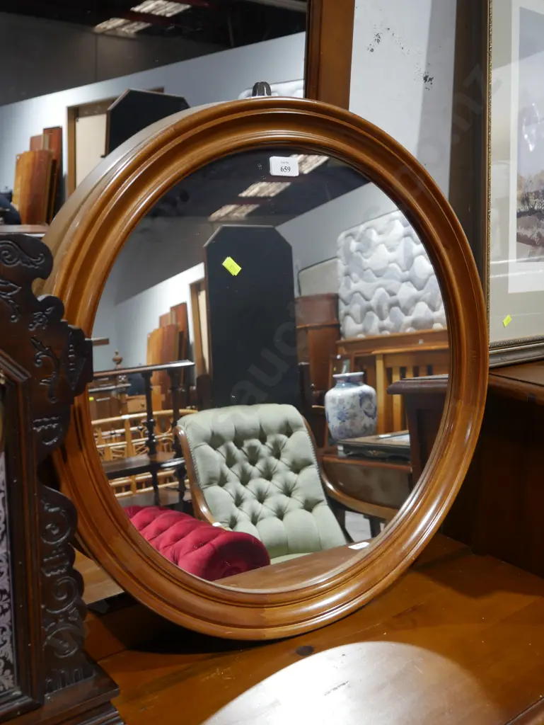 Round mirror Image 1++