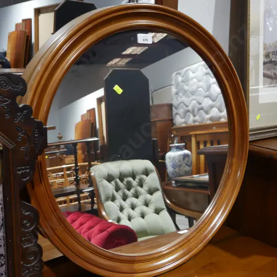 Round mirror