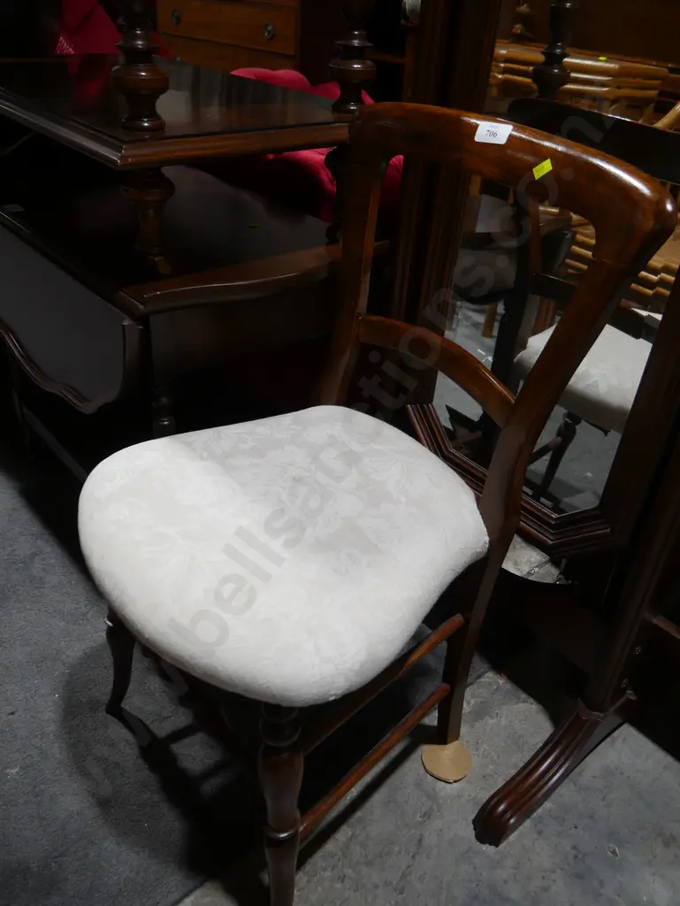 Hall chair Image 1++