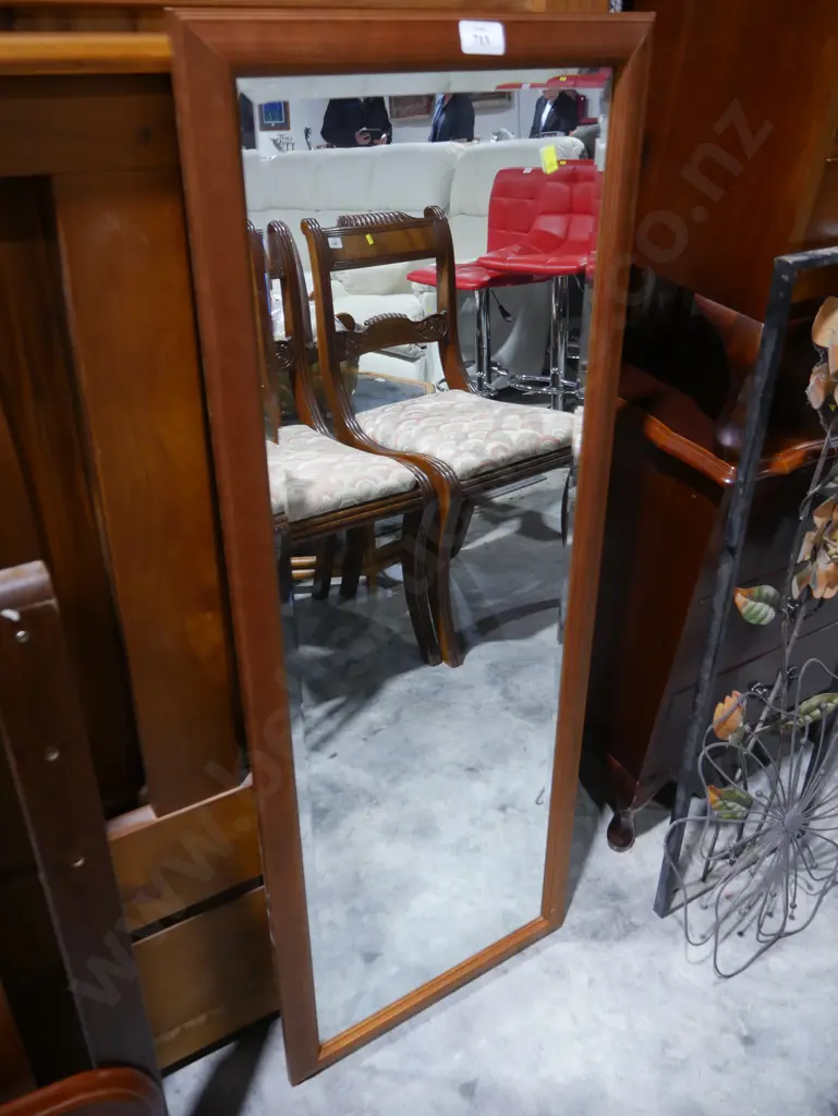 Beveled edge wall mirror Image 1++