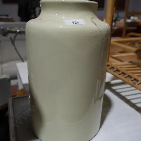 Benhar yellow stone jar