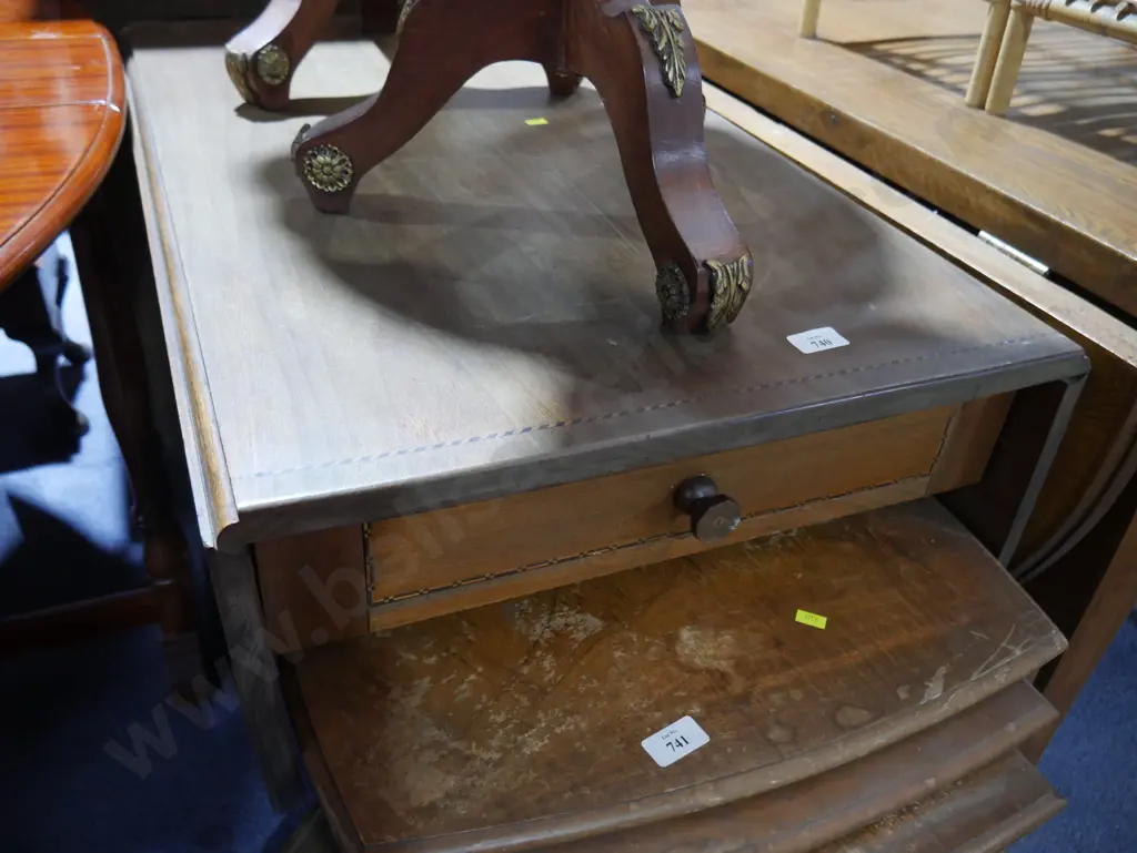 Dropside table Image 1++