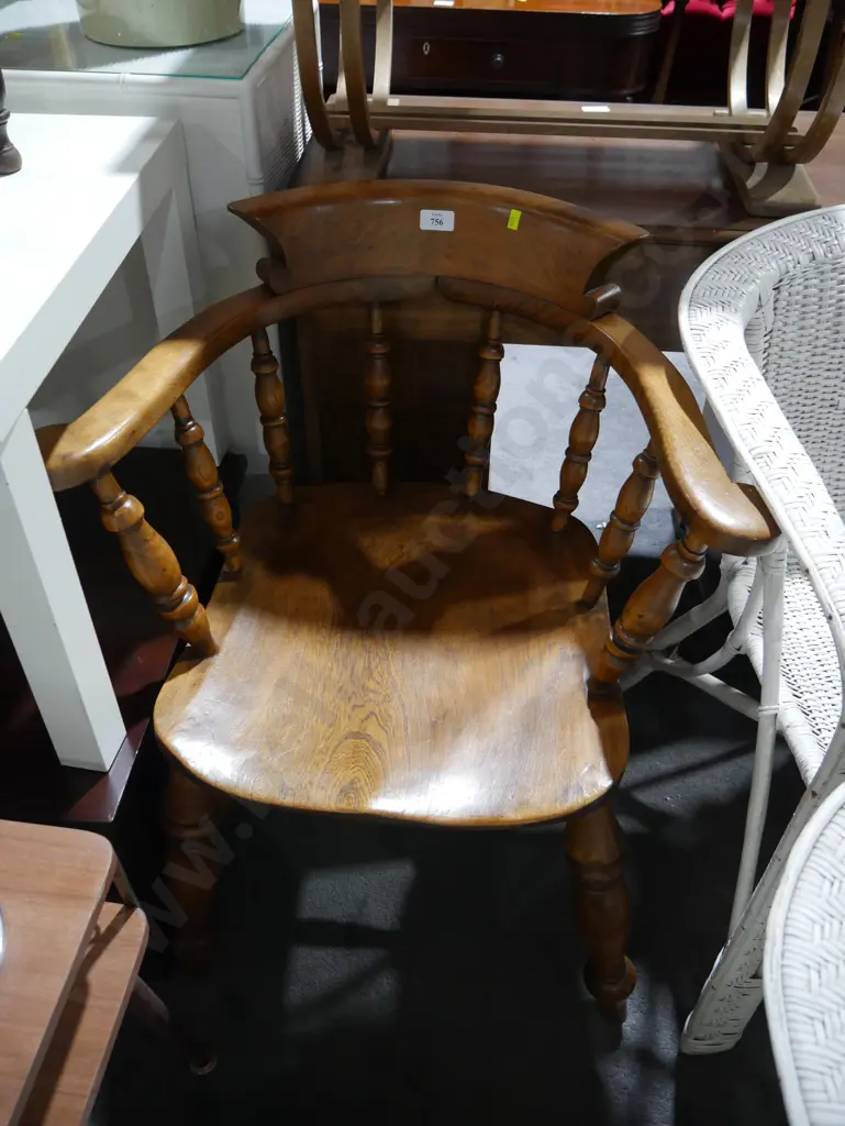 Captains chair Image 1++