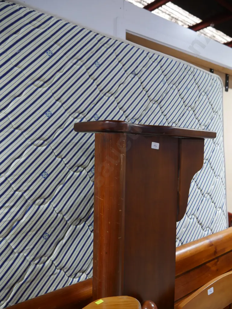 Sleigh bed Image 1++