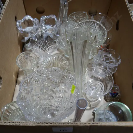 Box of glassware