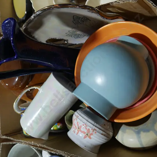 Assorted pottery