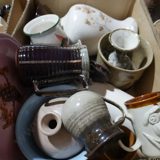 Assorted pottery