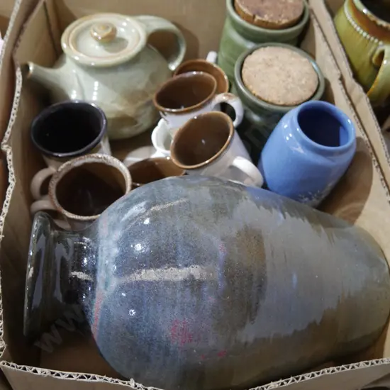 Assorted pottery