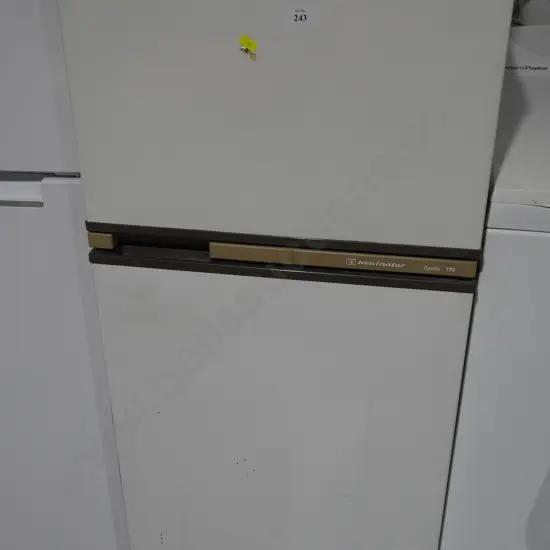 Fridge freezer
