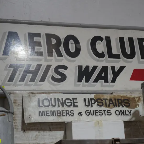 3 aero signs