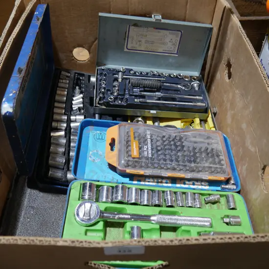 Socket and tool sets