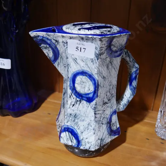 Bob Steiner lidded jug