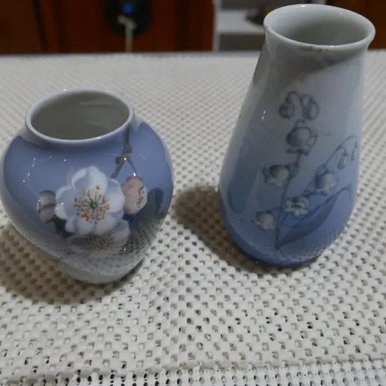 2 Royal Copenhagen vases