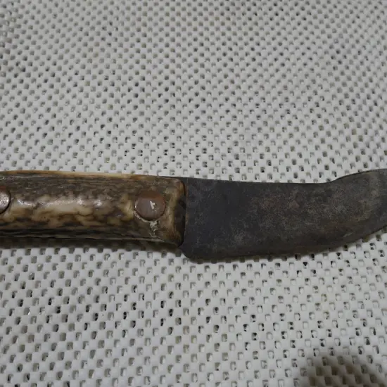 Hunting knife