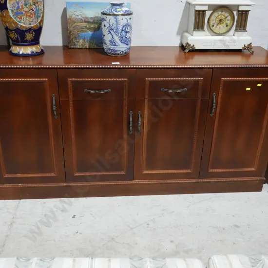 Sideboard