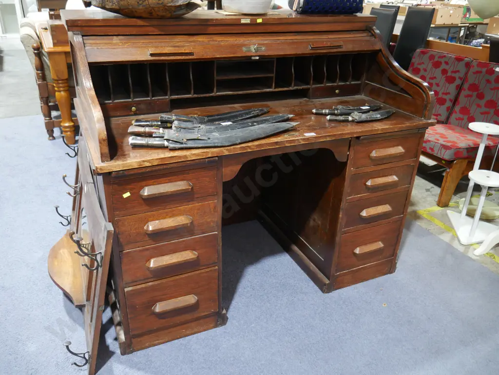 Oak roll top desk, Tonson Garlick Auckland Image 1++