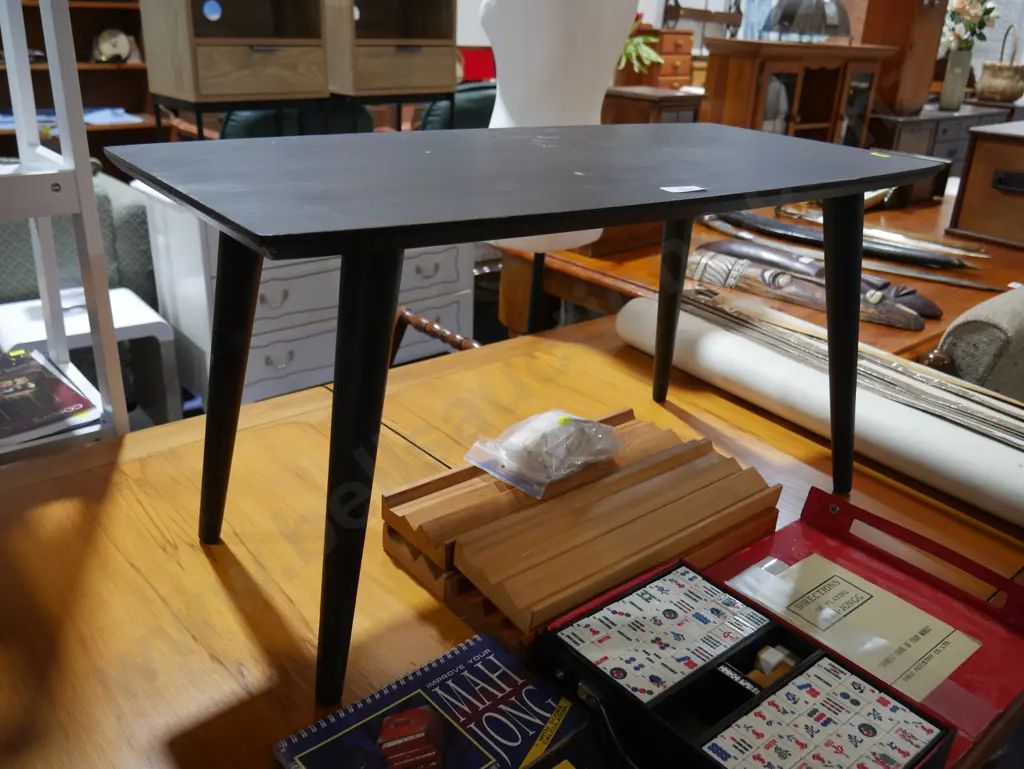 Coffee table Image 1++