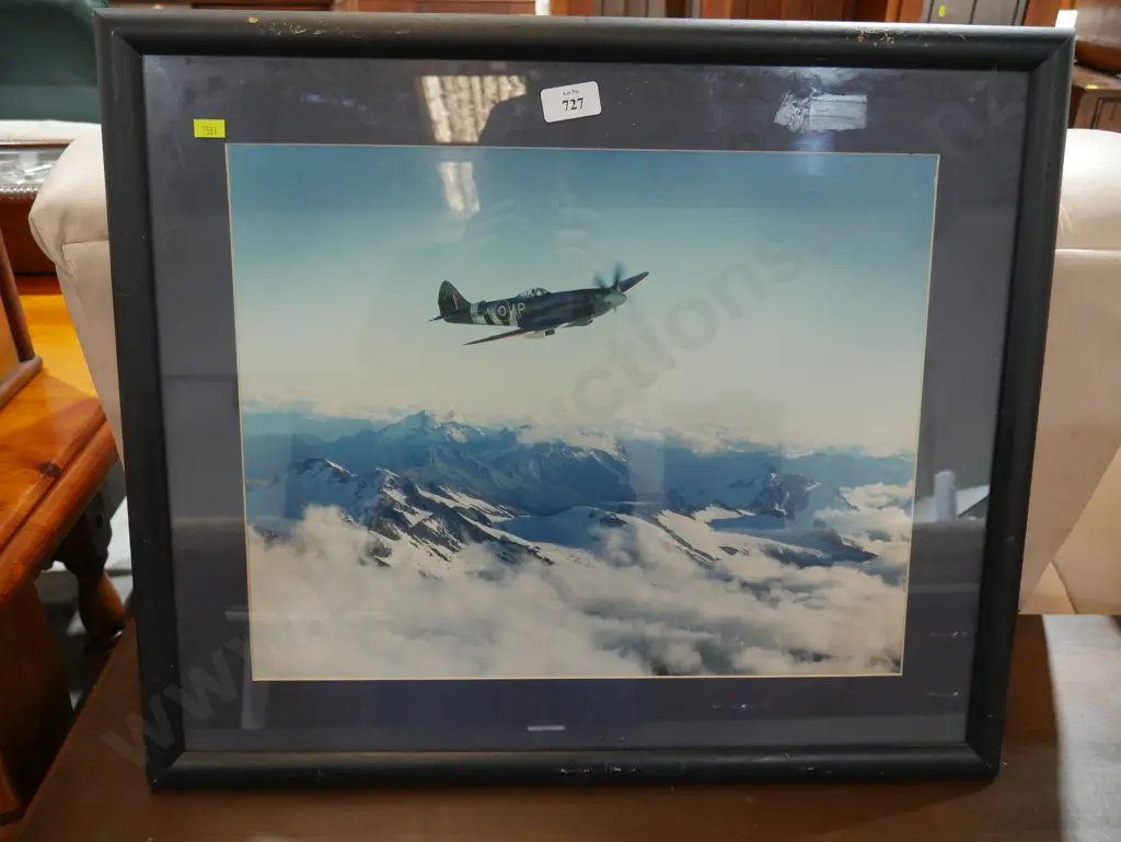 Framed picture of plane Image 1++