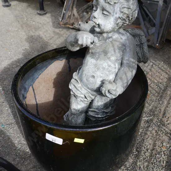 Garden statue, plant pot