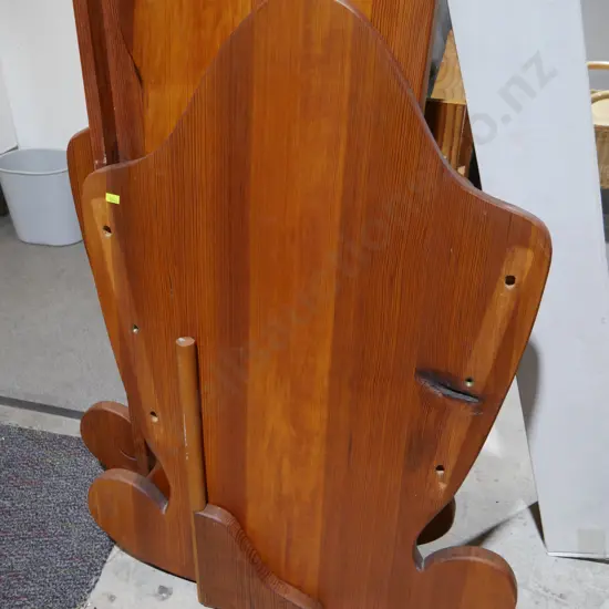 Baby cradle to be assembled