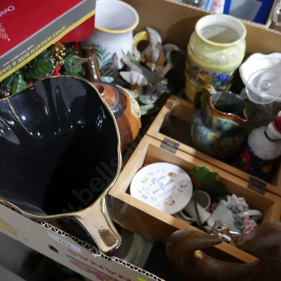 Pottery nic nacs etc