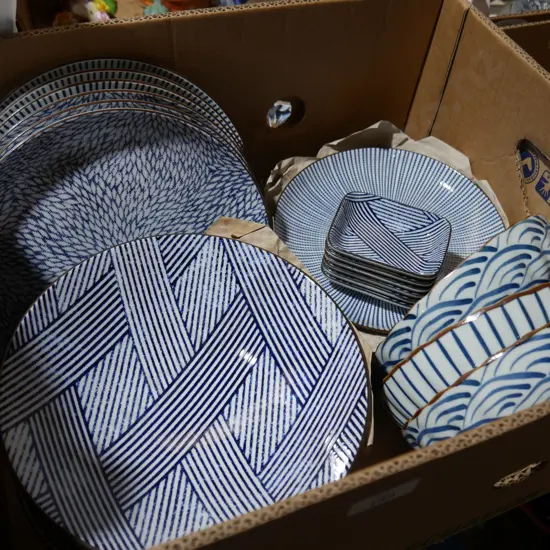 Rather busy dinnerware