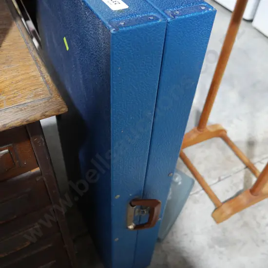 Portable picnic table