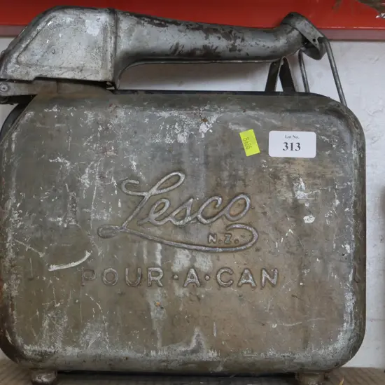 Lesco petrol can