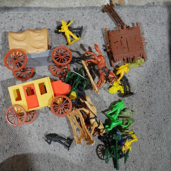 Wagons , cowboys ,ect