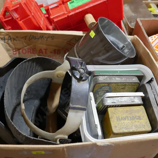 Advertising tins welding masks