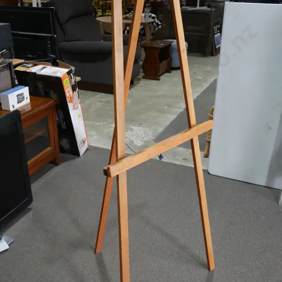 Artist easel