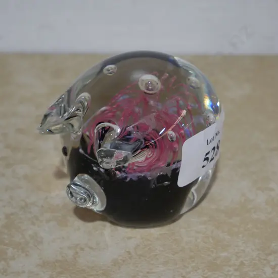 Glass pig