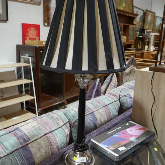 Table lamp