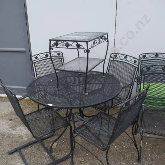 Wrought iron outdoor table and 6 chairs