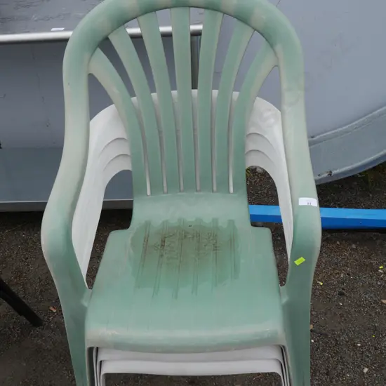 4 plastic chairs