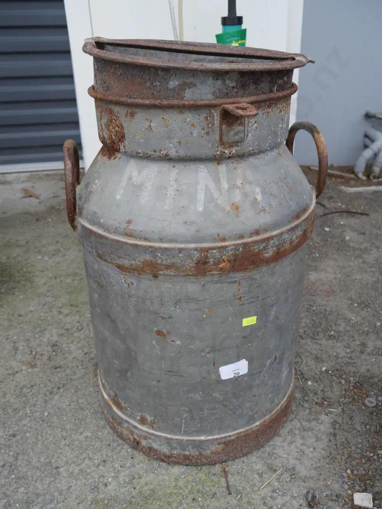 Milk can ( No bottom) Image 1++