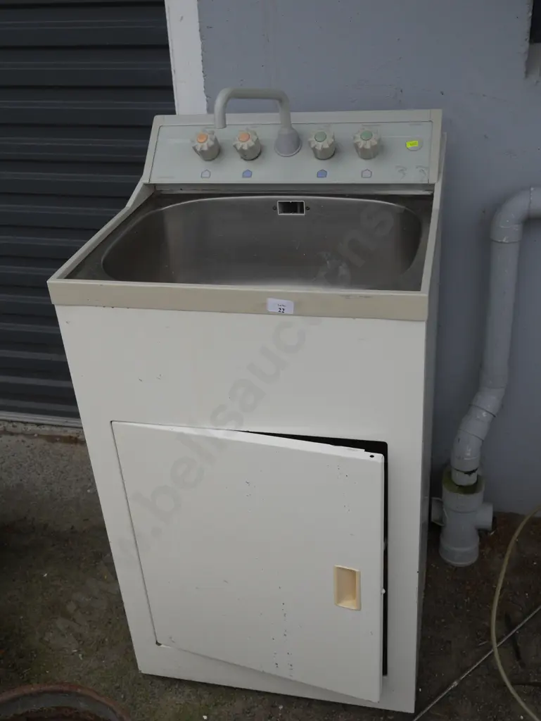 Laundry tub Image 1++