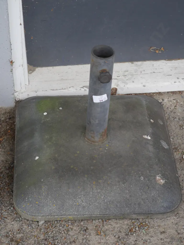 Umbrella stand Image 1++