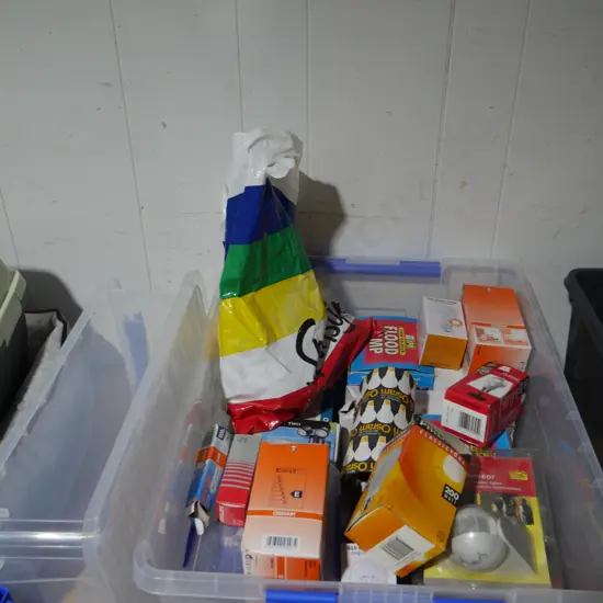 Light bulbs, flood lights etc