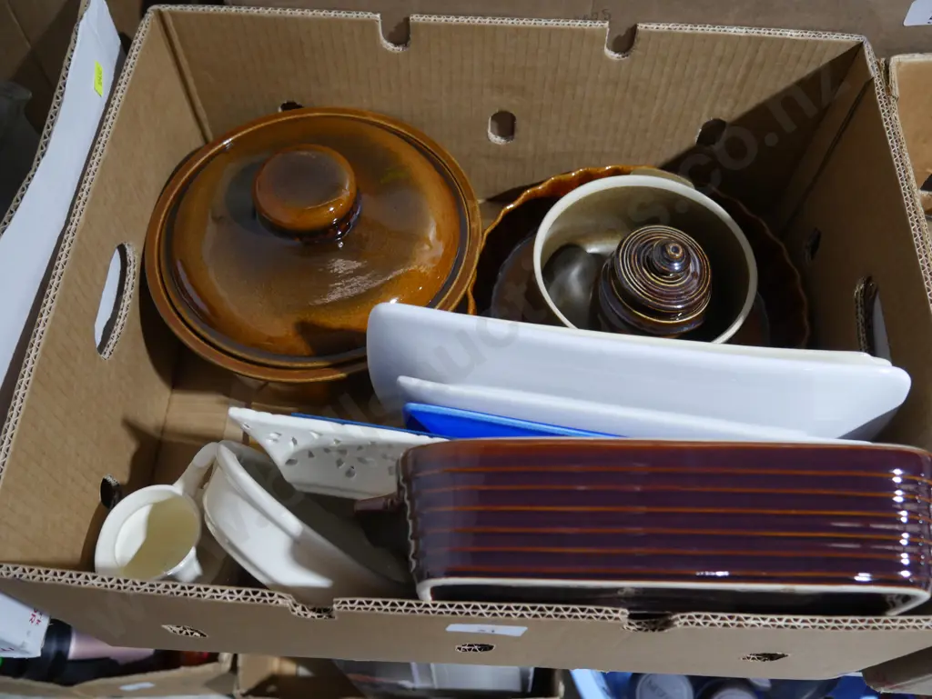 Pottery dishes etc Image 1++