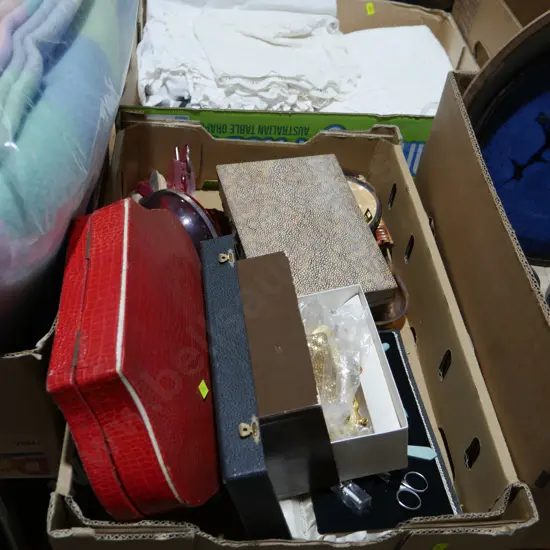 Purse, mirror and brushes, manicure sets