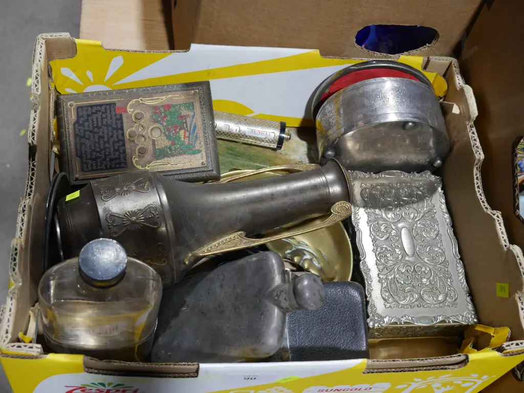 Vase, flask, jewelry box etc Image 1++