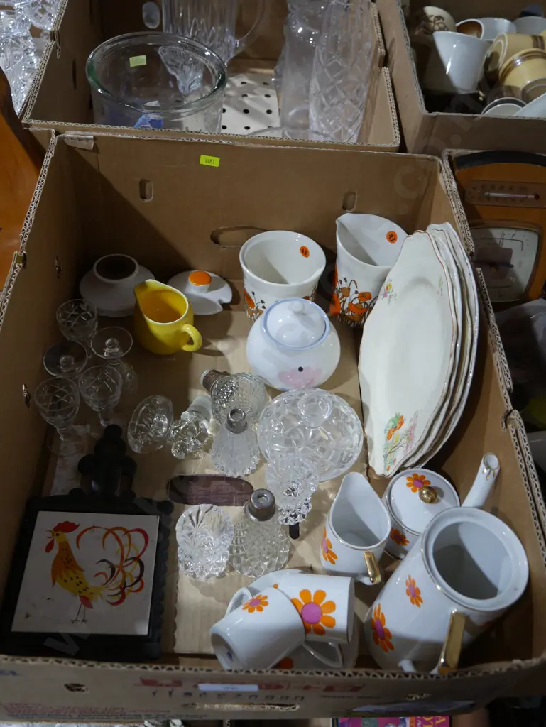 Glassware, china Image 1++