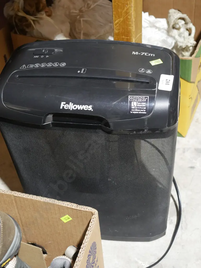 Paper shredder Image 1++