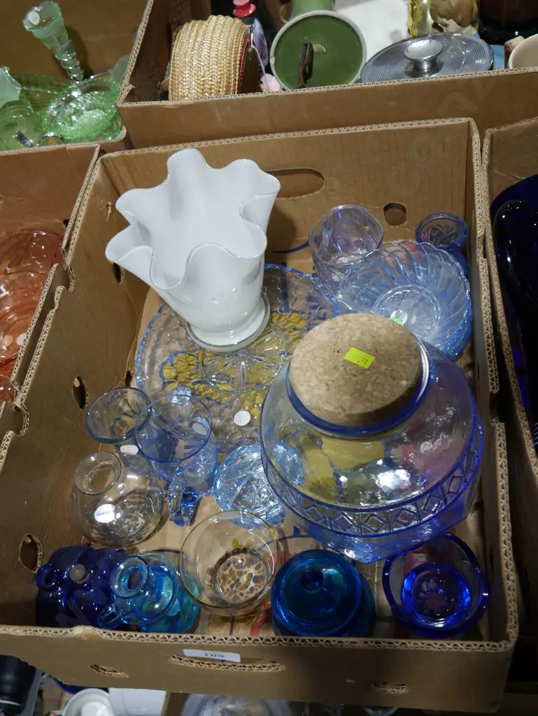 Coloured glassware Image 1++