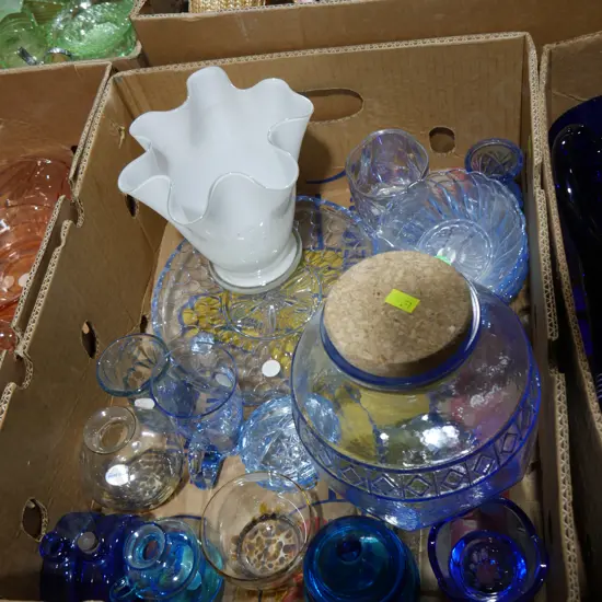 Coloured glassware