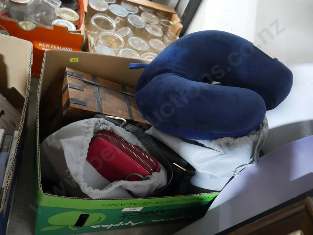 Handbags etc Image 1++