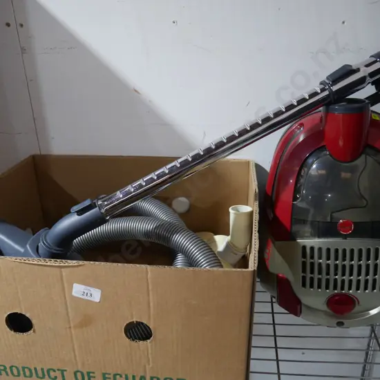 Hoover bagless vacuum cleaner