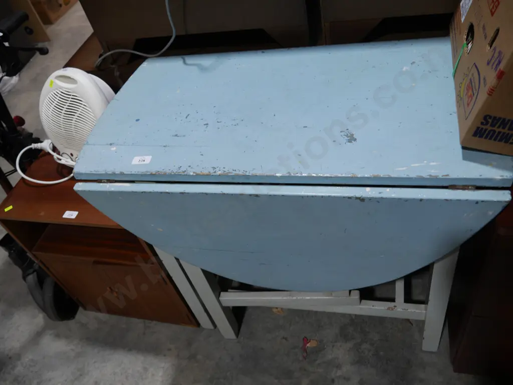 Dropside gate leg table Image 1++