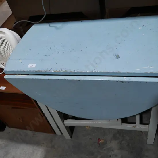 Dropside gate leg table